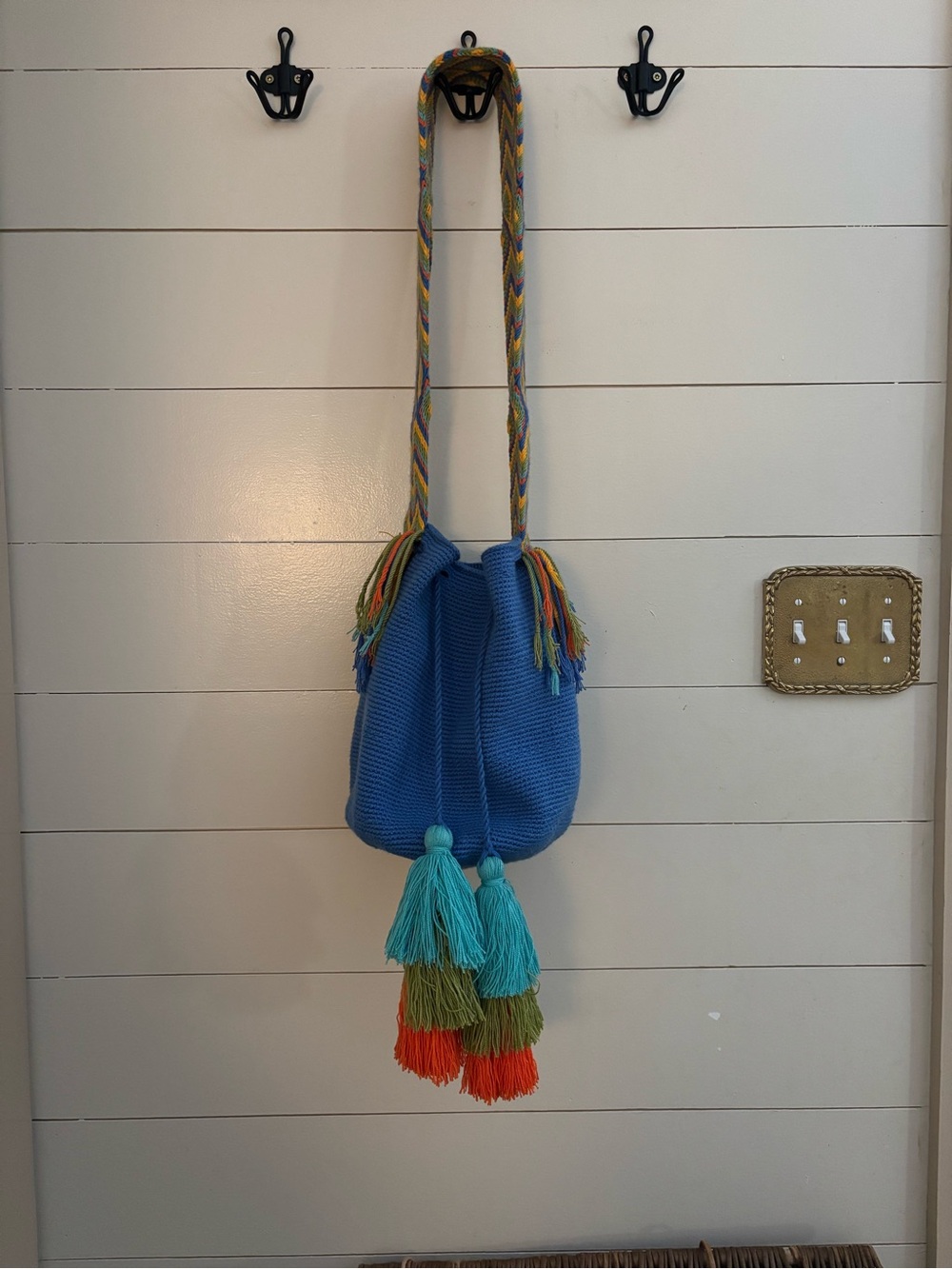 Blue Handwoven Wayuu Mochila Columbian Crossbody Bucket Bag with Tassels